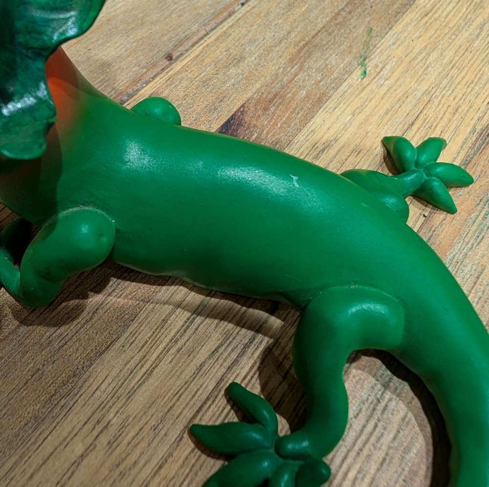 Home Grown Enesco Pepper Lizard Figurine 2009 Bearded Animal Vegetable Chili - Picture 9 of 12